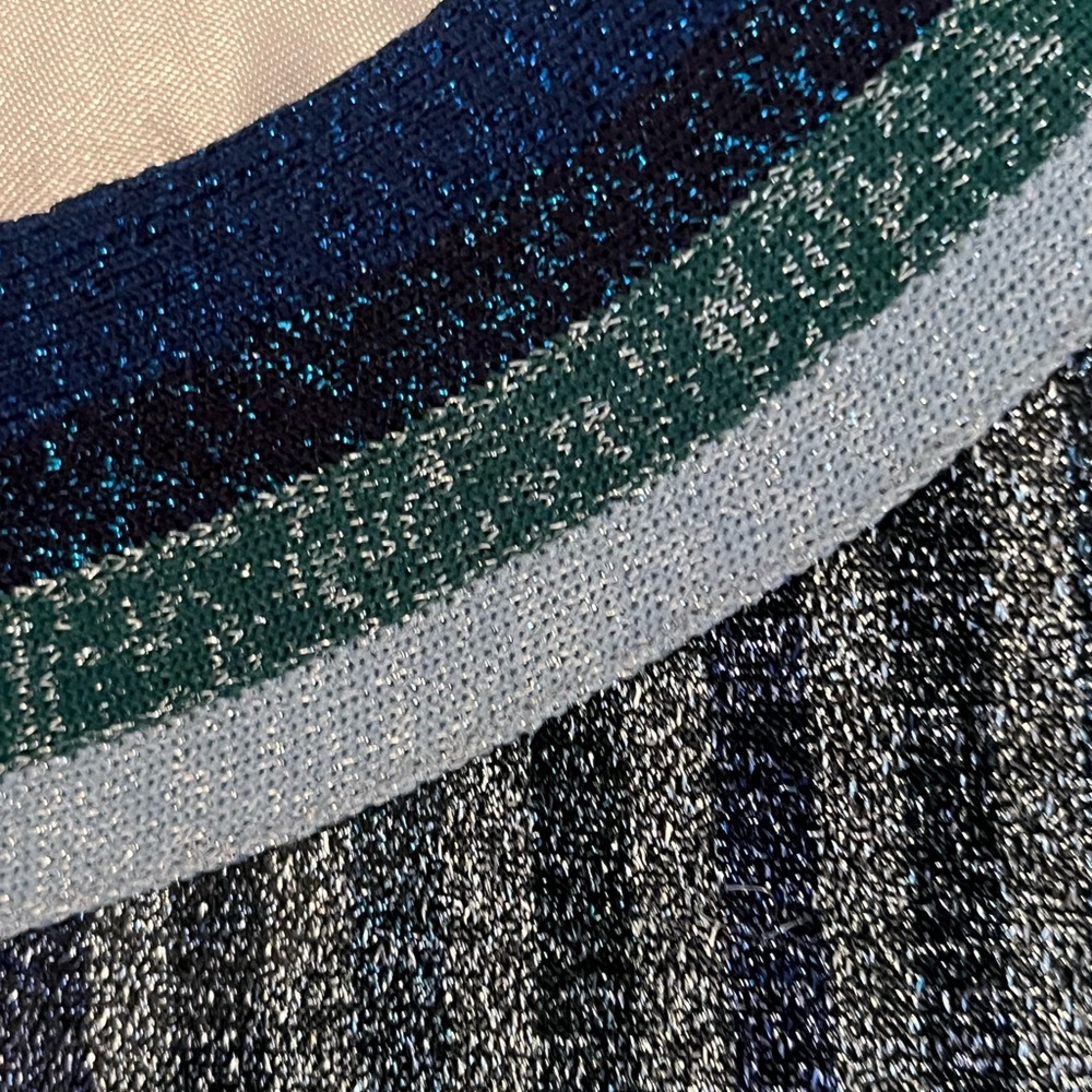 Two Piece Metallic Set - image 8